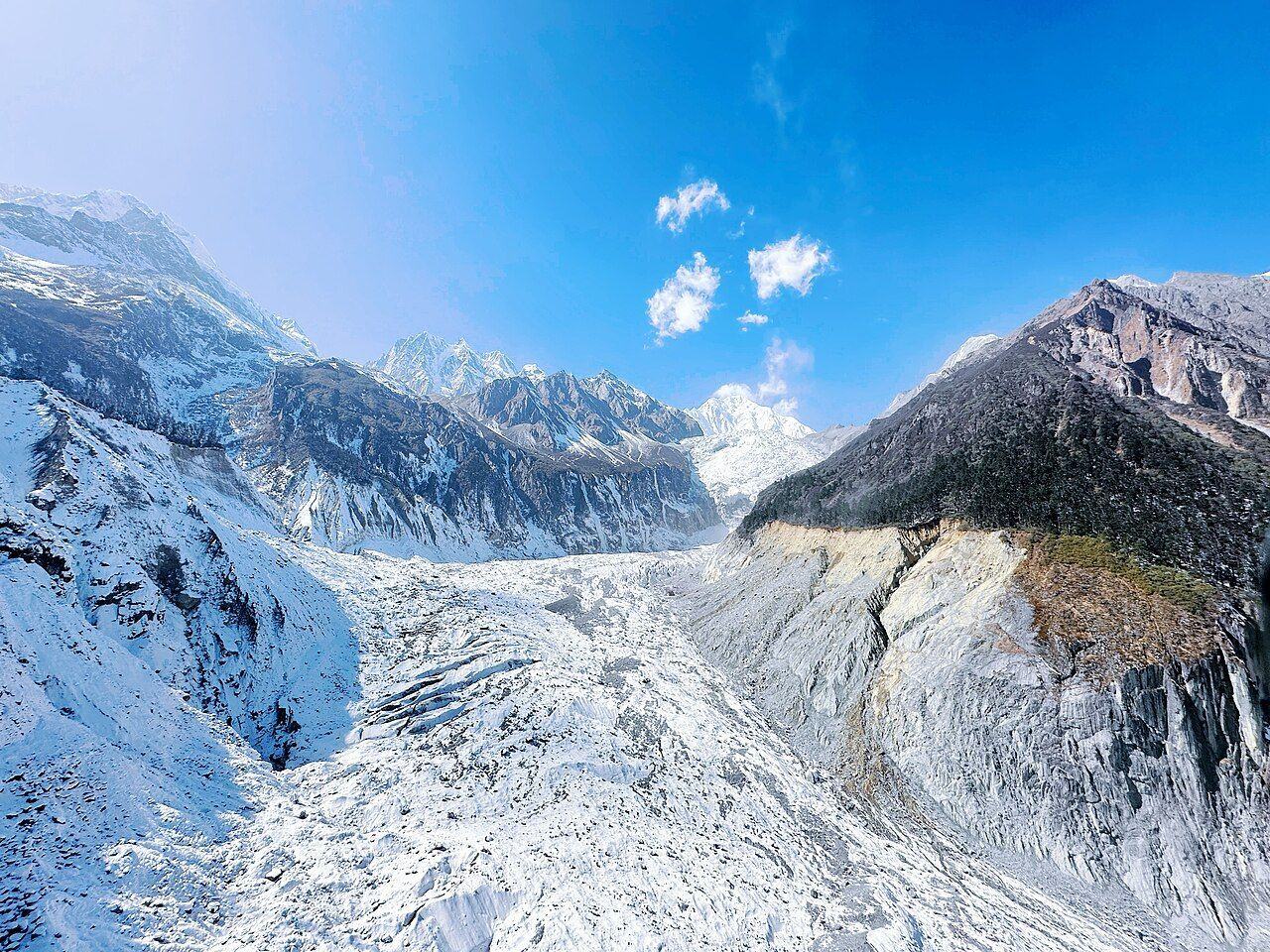 乐山大佛 实景